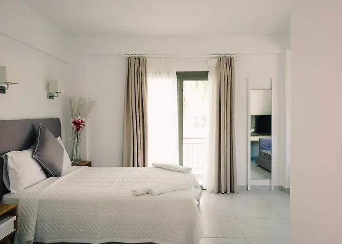 Stavros Beach Hotel