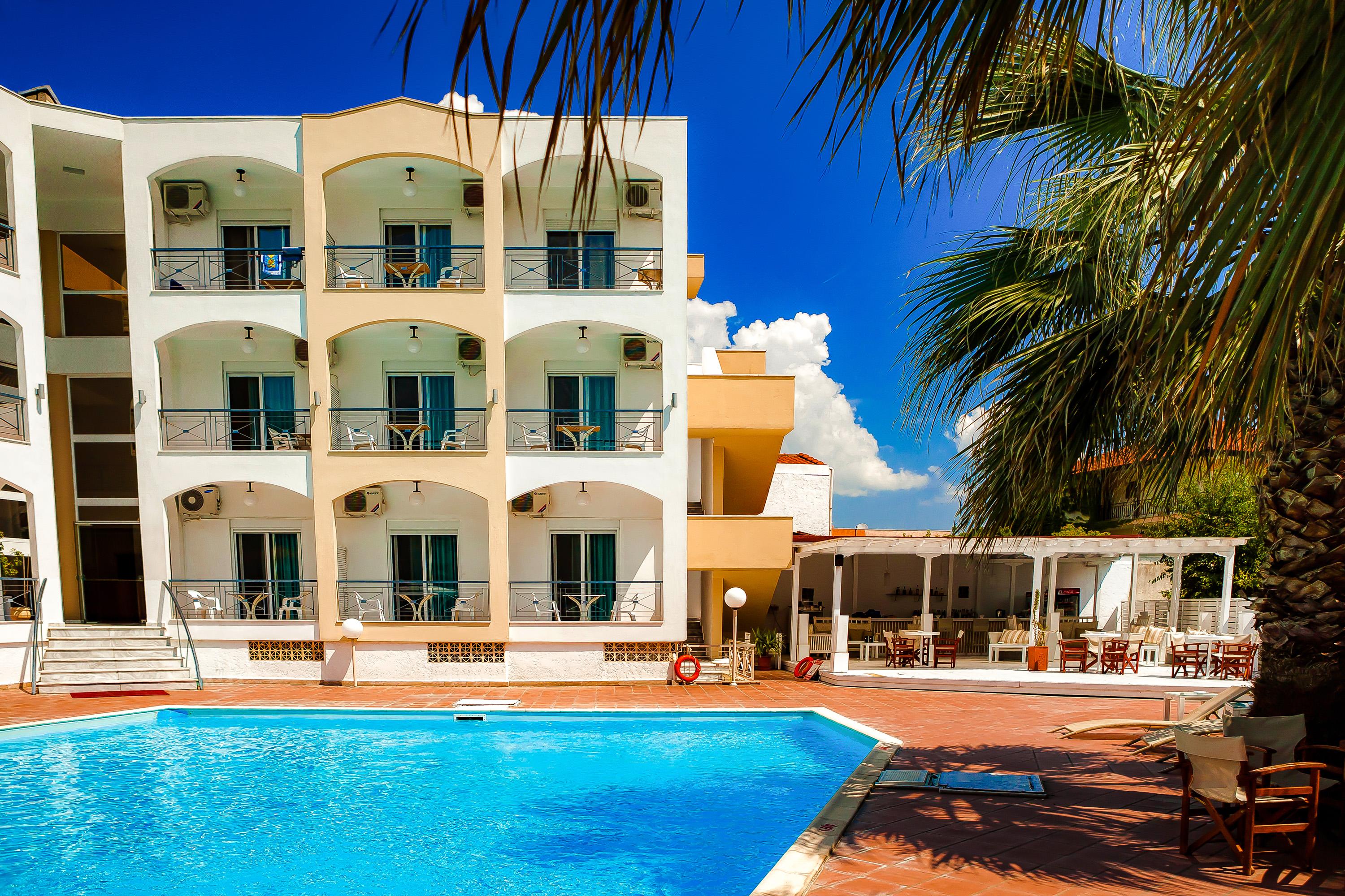 Stavros Hotel 3*